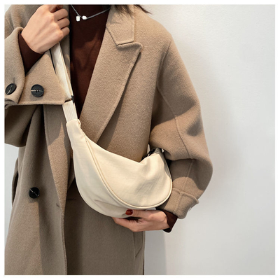 กระเป๋าสะพายไนลอน กระเป๋าสะพายไนลอน หญิง 2024 NEW DUMPLING lightweight underarm bag กระเป๋าสะพายกระเป๋าสะพายกระเป๋า