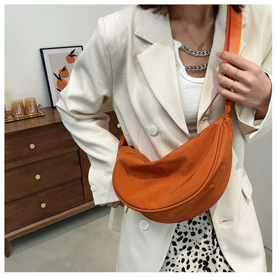 กระเป๋าสะพายไนลอน กระเป๋าสะพายไนลอน หญิง 2024 NEW DUMPLING lightweight underarm bag กระเป๋าสะพายกระเป๋าสะพายกระเป๋า