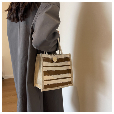 TOTE BAG CANVAS BAG CANVAS GIRL NEW Printed TOTE INS PORTABLE BENTO LUNCH BOX การทํางาน