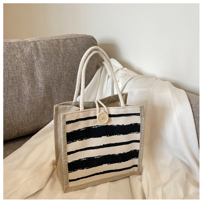 TOTE BAG CANVAS BAG CANVAS GIRL NEW Printed TOTE INS PORTABLE BENTO LUNCH BOX การทํางาน