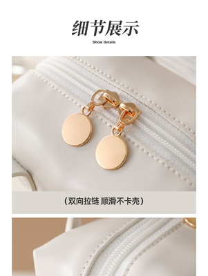 MAKEUP BAG 2023 NEW PORTABLE LARGE Capacity WATERPROOF TRAVEL PORTABLE TOILETRIES AND SKINCARE STOCK BAG ขายของใช้ในห้องน้ําและกระเป๋าเก็บรักษาผิวหนัง