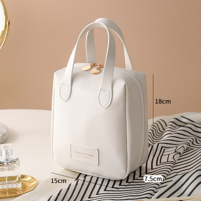 MAKEUP BAG 2023 NEW PORTABLE LARGE Capacity WATERPROOF TRAVEL PORTABLE TOILETRIES AND SKINCARE STOCK BAG ขายของใช้ในห้องน้ําและกระเป๋าเก็บรักษาผิวหนัง