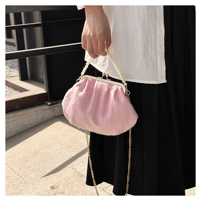 2024 NEW RETRO FAIRY SOLID COLOR กระเป๋าเล็กกระเป๋าขาวกระเป๋าเปียร์กระเป๋าผ้าขัดของผู้หญิงในกระเป๋ากระเป๋า