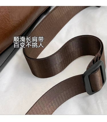 กระเป๋าสะพายอกแบบ unisex ultra light กระเป๋าสะพายอกแบบ unisex สีเรียบ แฟนนี่ แพ็ค แบรนด์ กระเป๋าสะพายชายกระเป๋ากระเป๋าไหล่