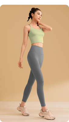 NEW SOLID COLOR SPLICING YOGA เสื้อผ้า เร็วแห้ง กันกระแทก รวบรวม ไม่มีร่องรอย ความงาม หลังกีฬา ฟิตเนส เสื้อผ้า
