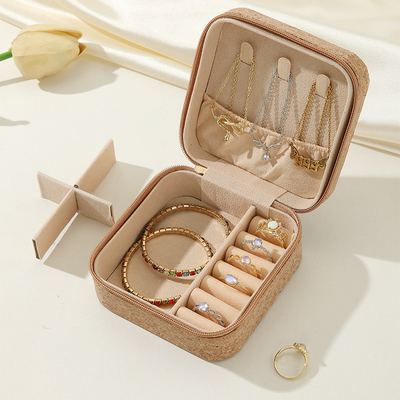 กล่องเครื่องประดับ PREMIUM ORIGINAL CORK กล่องพกพา EARINGS วงแหวนคอ