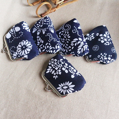 สไตล์เอธนิก BATIK เหรียญกระเป๋า MINI BUCKLE กระเป๋าเล็ก