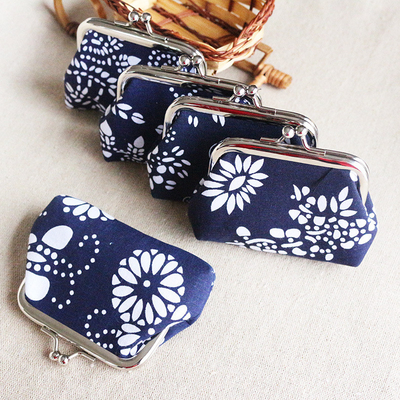 สไตล์เอธนิก BATIK เหรียญกระเป๋า MINI BUCKLE กระเป๋าเล็ก