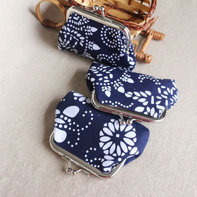 สไตล์เอธนิก BATIK เหรียญกระเป๋า MINI BUCKLE กระเป๋าเล็ก