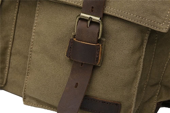 SECHUNK VINTAGE ผ้าหนังทหาร กระเป๋าคอมพิวเตอร์
