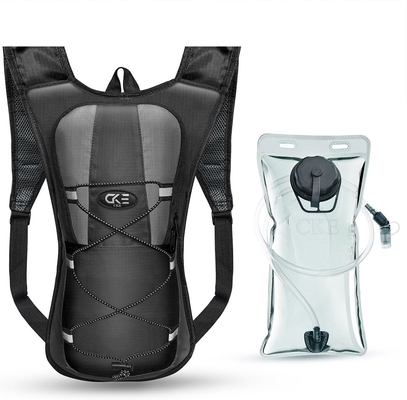 กระเป๋าสะพายน้ํา กระเป๋าสะพายน้ํากระเป๋าสะพายน้ํา 2L ((70-ounce) กระเป๋าสะพายน้ําสําหรับผู้ชาย ผู้หญิง เด็กสําหรับการวิ่ง