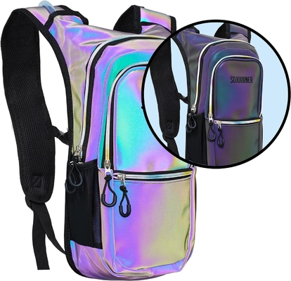 Sojourner Hydration Pack กระเป๋าเปื้อนน้ํา - กระเป๋าเปื้อนน้ําที่มี 2 ลิตรของน้ํา